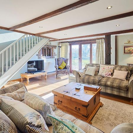 Host & Stay - Tregaer Mill Barn Dingestow 外观 照片
